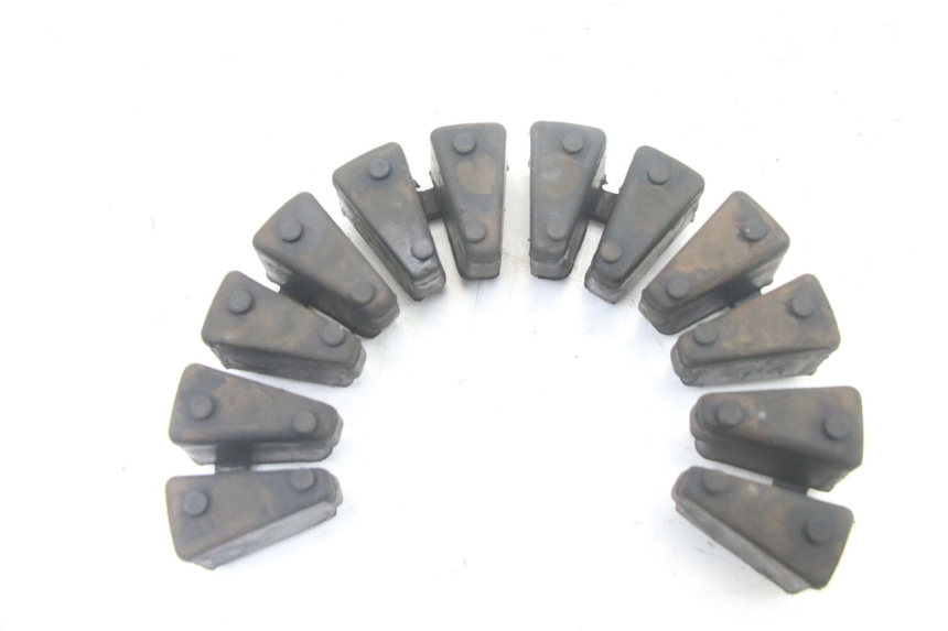 photo de KETTENRAD SILENTBLOCK YAMAHA FZS FAZER 600 (2001 - 2003) - Zoom auf Gebrauchszustand