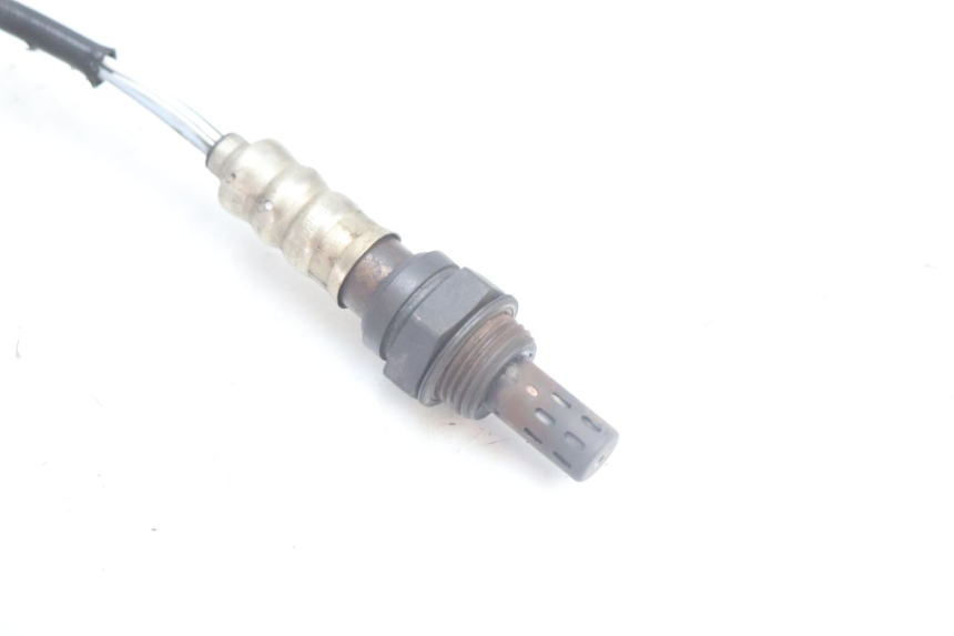 photo de SONDE LAMBDA PEUGEOT SATELIS 125 (2006 - 2009) - Detailansicht des Bauteils