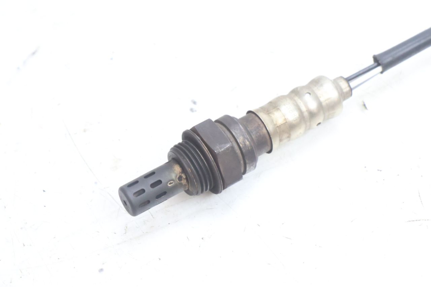 photo de SONDE LAMBDA PEUGEOT SATELIS 125 (2006 - 2009) - Zoom auf Gebrauchszustand