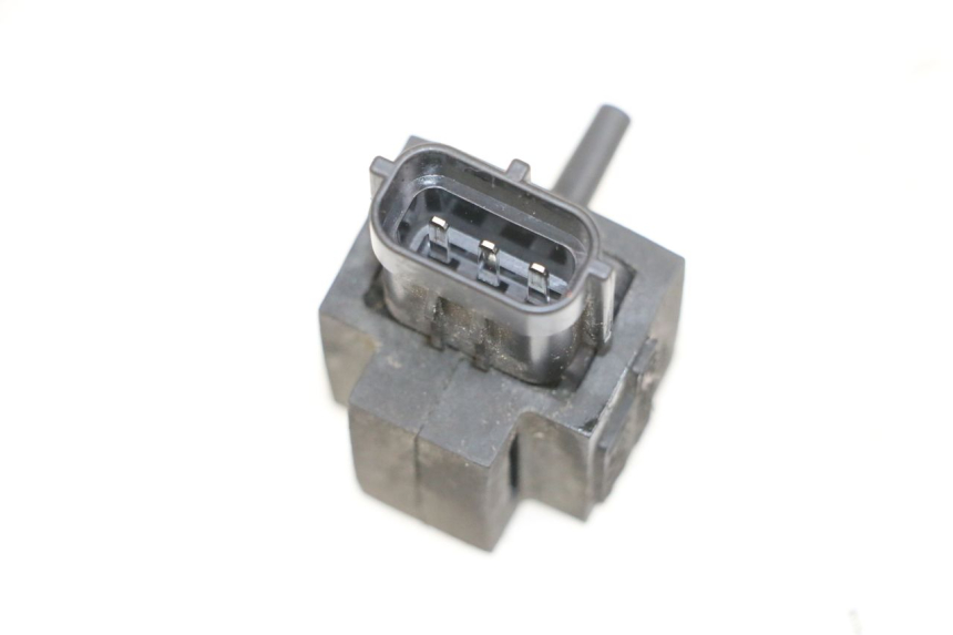 photo de LUFTDRUCKSENSOR SUZUKI BURGMAN 650 (2013 - 2020) - Technische Nahaufnahme