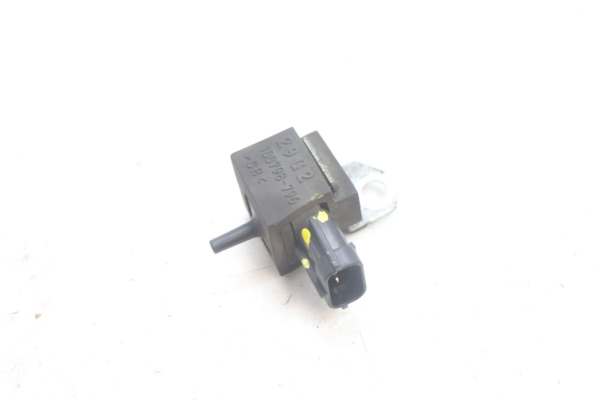 photo de LUFTDRUCKSENSOR SUZUKI BURGMAN EXECUTIVE ABS 650 (2006 - 2012) - Zoom auf Gebrauchszustand