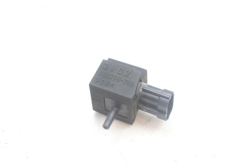 photo de LUFTDRUCKSENSOR SUZUKI BURGMAN EXECUTIVE ABS 650 (2006 - 2012) - Zoom auf Gebrauchszustand