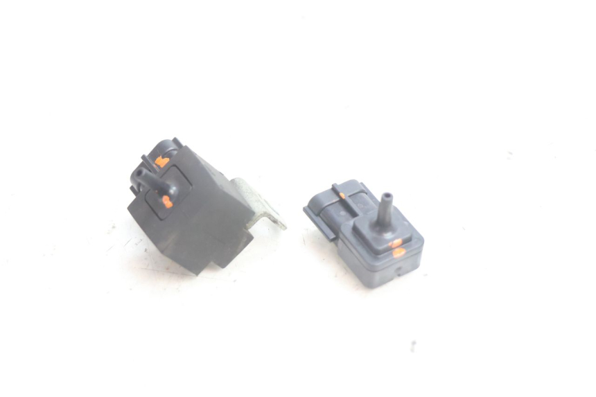 photo de LUFTDRUCKSENSOR SUZUKI BURGMAN EXECUTIVE ABS 650 (2006 - 2012) - Detailansicht des Bauteils