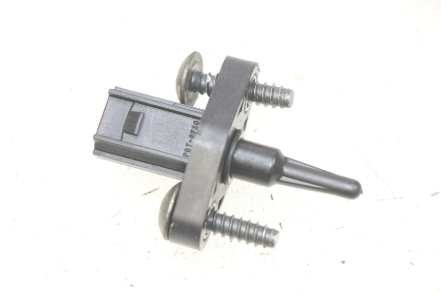 photo de LUFTDRUCKSENSOR HONDA CB R 1000 (2018 - 2023) - Detailansicht des Bauteils