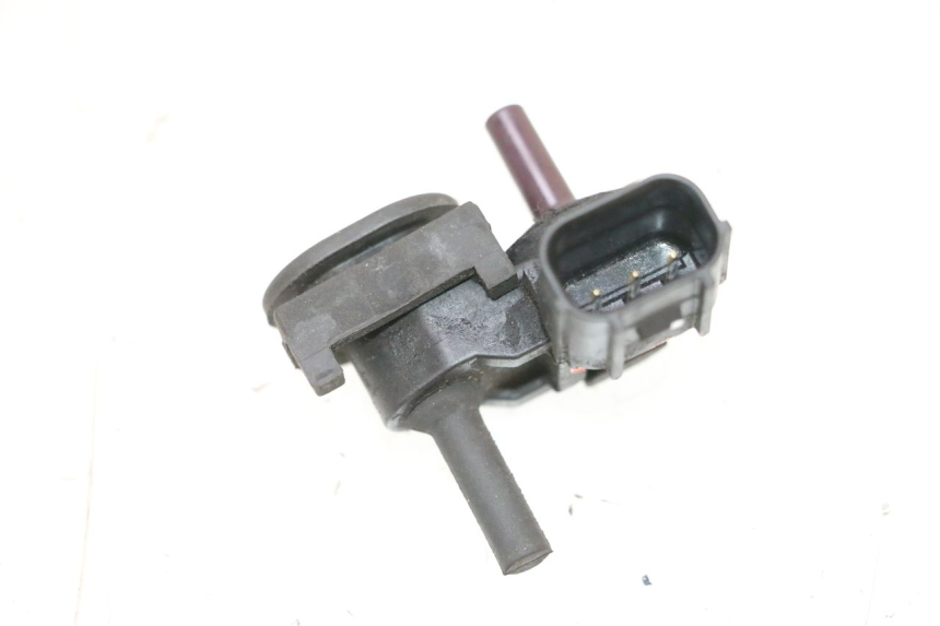 photo de LUFTDRUCKSENSOR KAWASAKI ER-6 ER6 F ABS 650 (2012 - 2016) - Detailansicht des Bauteils