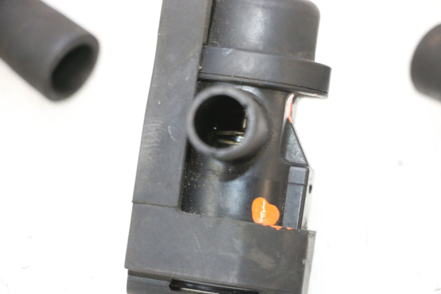 photo de LUFTDRUCKSENSOR KAWASAKI ER-6 ER6 F ABS 650 (2012 - 2016) - Alternative Perspektive