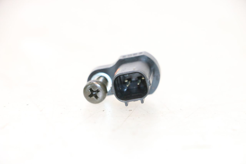 photo de LUFTDRUCKSENSOR KAWASAKI ER-6 ER6 N 650 (2005 - 2009) - Zoom auf Gebrauchszustand