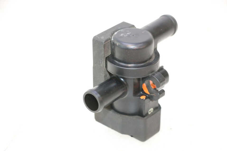 photo de LUFTDRUCKSENSOR KAWASAKI ER-6 ER6 N 650 (2005 - 2009) - Zoom auf Gebrauchszustand