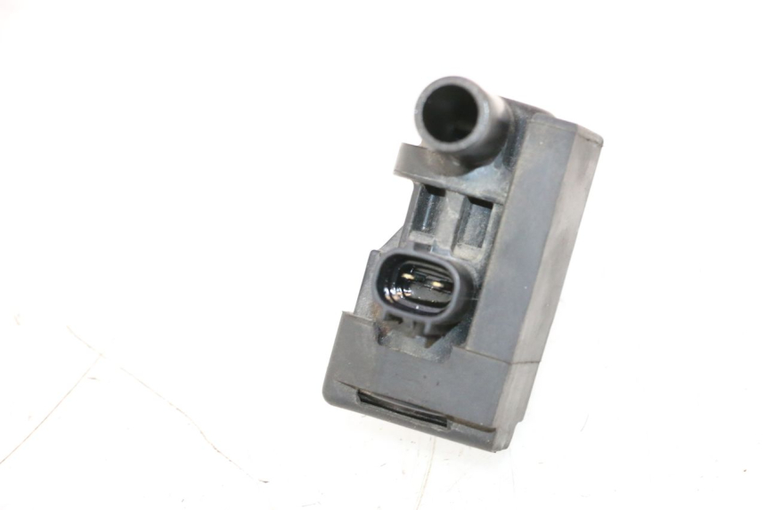 photo de LUFTDRUCKSENSOR KAWASAKI ER-6 ER6 N 650 (2005 - 2009) - Detailansicht des Bauteils