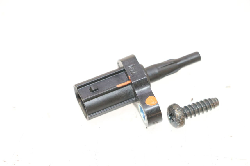 photo de LUFTDRUCKSENSOR KAWASAKI ER-6 ER6 N 650 (2005 - 2009) - Detailansicht des Bauteils