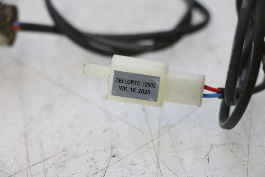 photo de LUFTDRUCKSENSOR JM MOTORS EVOLIS 4T 50 (2018 - 2022) - Zoom auf Gebrauchszustand