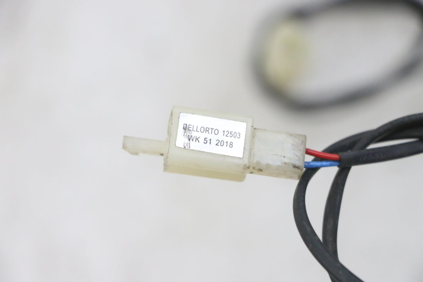 photo de LUFTDRUCKSENSOR SYM FIDDLE 3 III 50 (2014 - 2020) - Zoom auf Gebrauchszustand