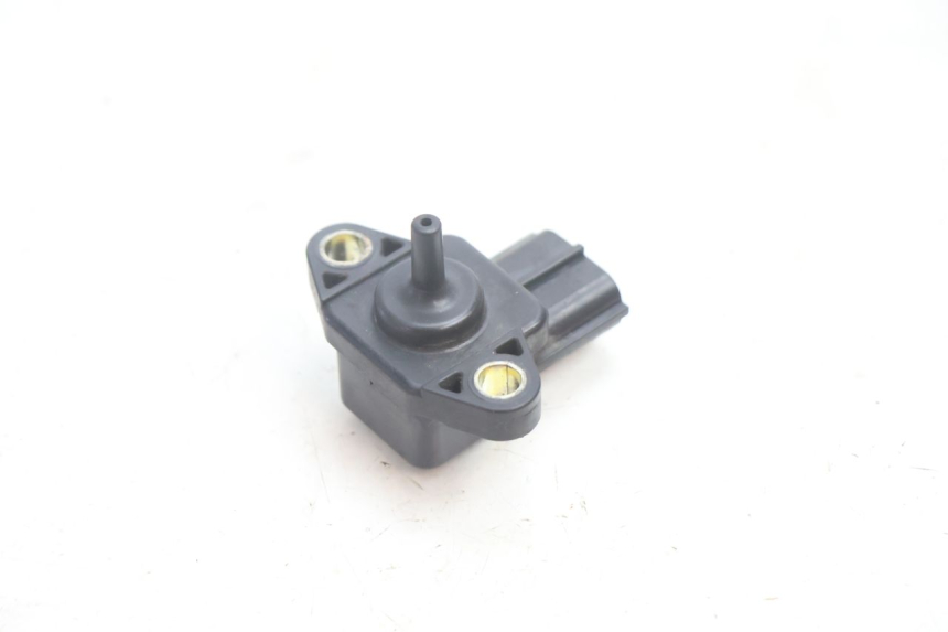 photo de LUFTDRUCKSENSOR YAMAHA FJR 1300 (2001 - 2005) - Zoom auf Gebrauchszustand