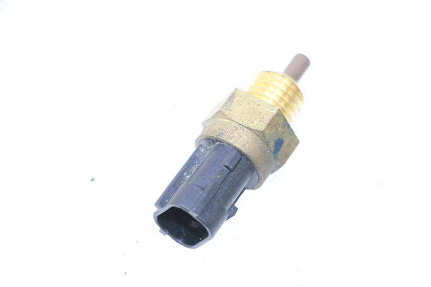photo de LUFTDRUCKSENSOR YAMAHA FJR 1300 (2001 - 2005) - Zoom auf Gebrauchszustand