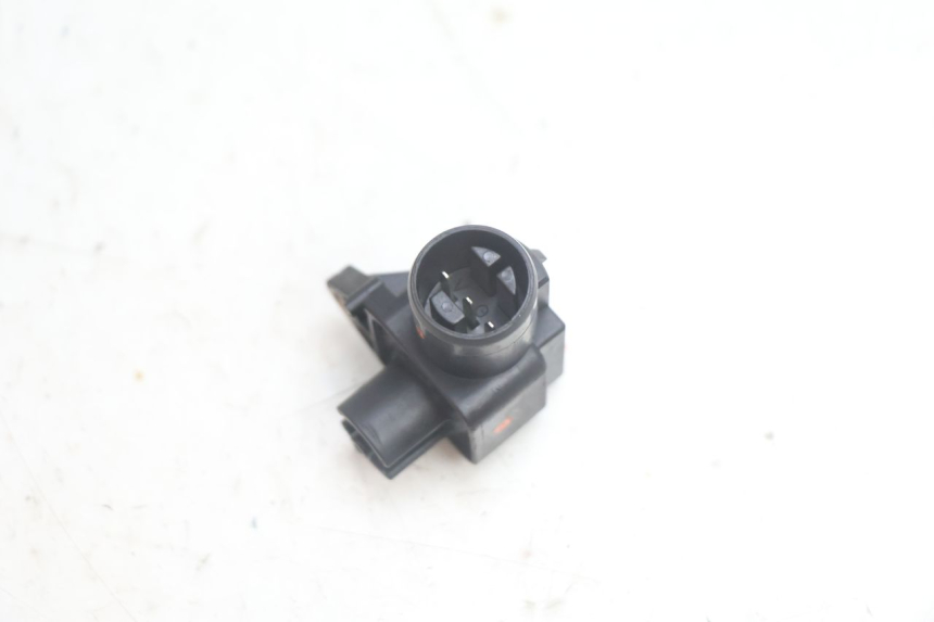 photo de LUFTDRUCKSENSOR HONDA FJS SILVER WING SILVERWING 400 (2005 - 2008) - Alternative Perspektive