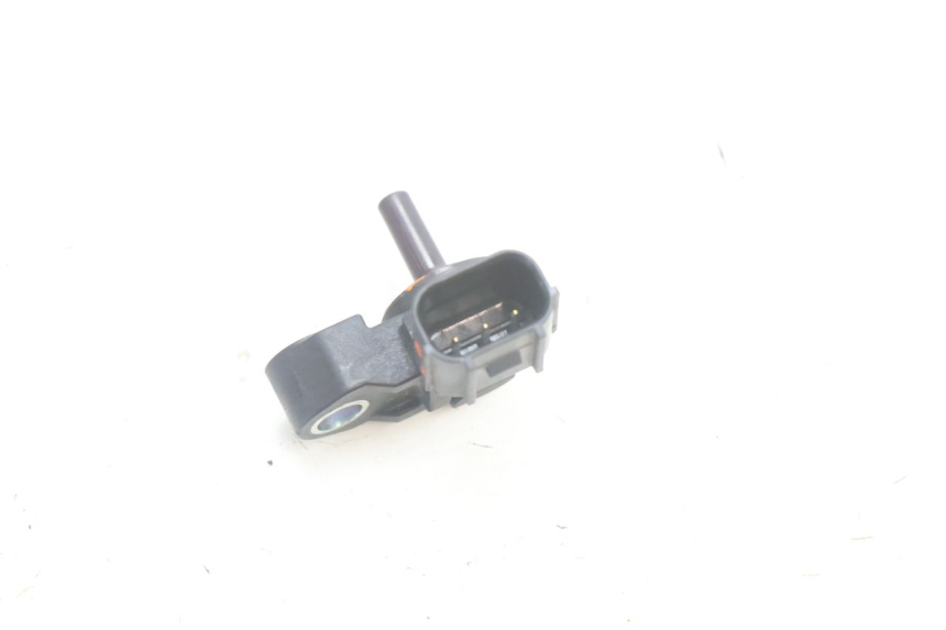 photo de LUFTDRUCKSENSOR YAMAHA FZ8 800 (2010 - 2016) - Technische Nahaufnahme