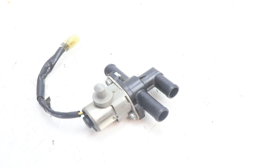 photo de LUFTDRUCKSENSOR YAMAHA FZ8 800 (2010 - 2016) - Zoom auf Gebrauchszustand