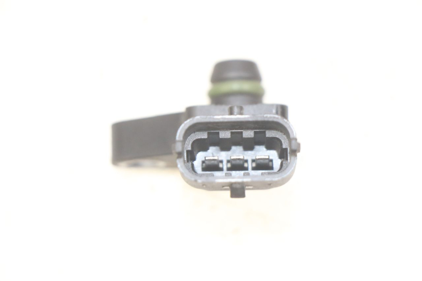 photo de LUFTDRUCKSENSOR GILERA GP 800 (2007 - 2013) - Detailansicht des Bauteils