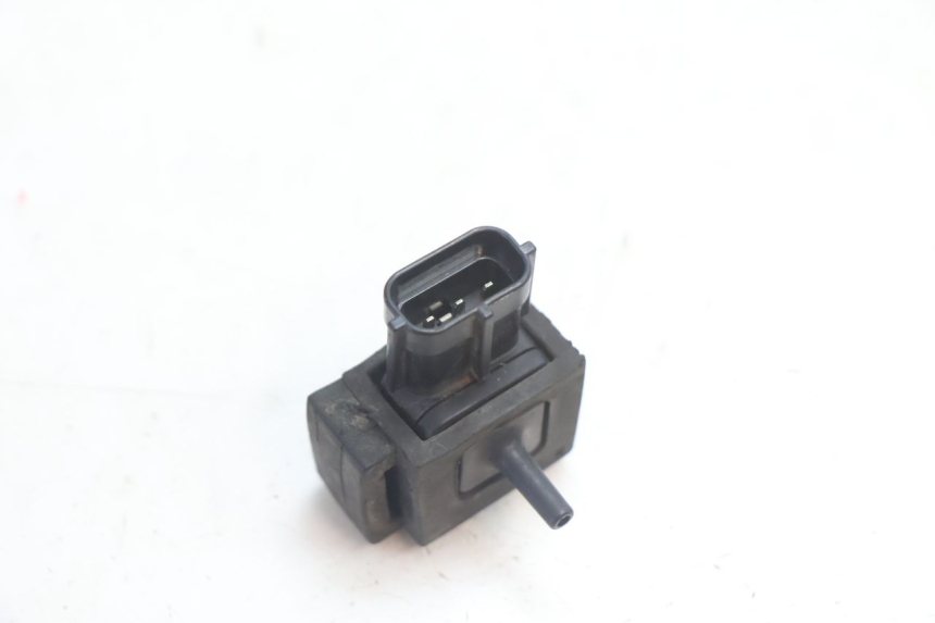 photo de LUFTDRUCKSENSOR SUZUKI GSR 600 (2005 - 2012) - Technische Nahaufnahme