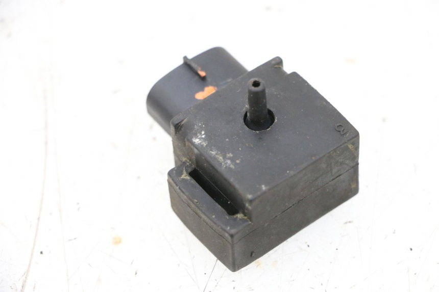 photo de LUFTDRUCKSENSOR SUZUKI GSXR GSX-R 1000 (2003 - 2004) - Detailansicht des Bauteils