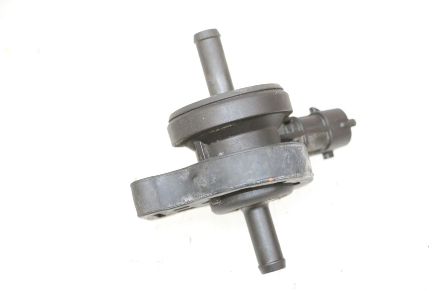 photo de LUFTDRUCKSENSOR PIAGGIO MP3 HPE 300 (2019 - 2026) - Technische Nahaufnahme