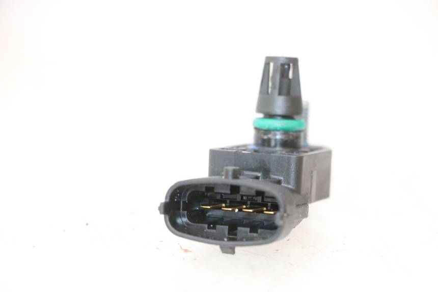 photo de LUFTDRUCKSENSOR PIAGGIO MP3 HPE 530 (2022 - 2026) - Detailansicht des Bauteils
