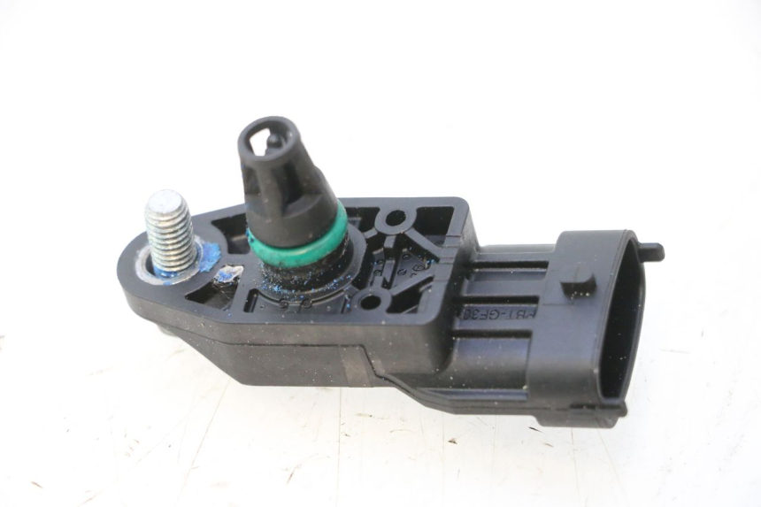 photo de LUFTDRUCKSENSOR PIAGGIO MP3 HPE 530 (2022 - 2026) - Zoom auf Gebrauchszustand