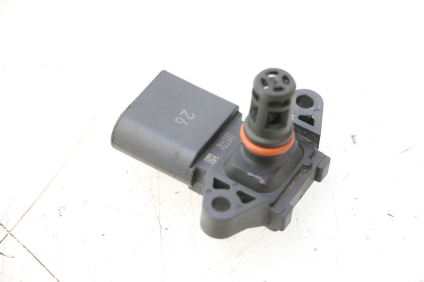 photo de LUFTDRUCKSENSOR PEUGEOT SATELIS 125 (2006 - 2009) - Zoom auf Gebrauchszustand