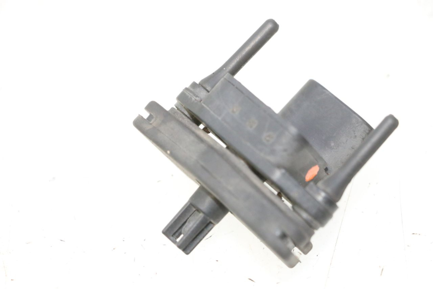 photo de LUFTDRUCKSENSOR DUCATI SS IE DS CARENEE 1000 (2002 - 2006) - Zoom auf Gebrauchszustand