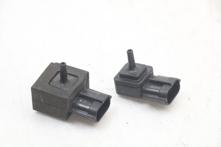 photo de LUFTDRUCKSENSOR SUZUKI GSR 750 (2011 - 2017) - Zoom auf Gebrauchszustand