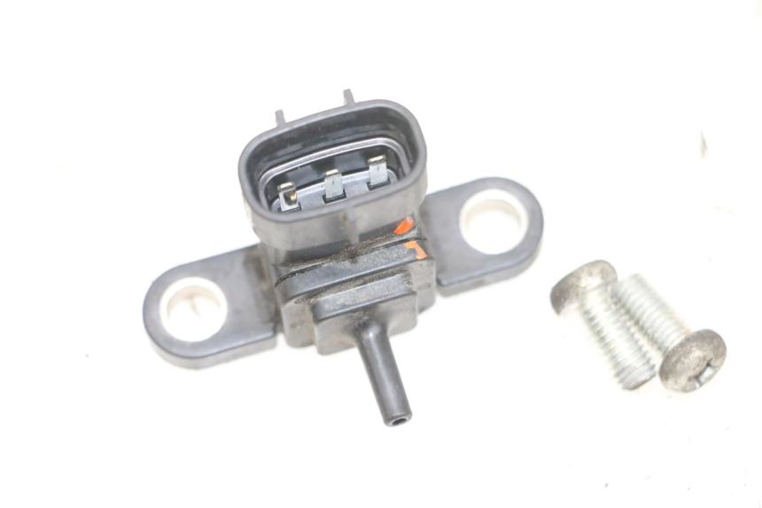 photo de LUFTDRUCKSENSOR YAMAHA TDM ABS 900 (2002 - 2014) - Zoom auf Gebrauchszustand