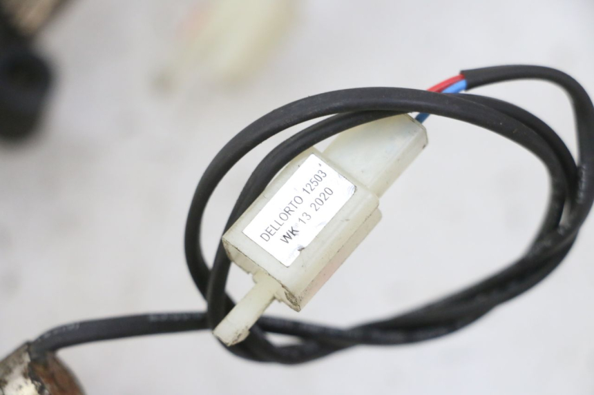 photo de LUFTDRUCKSENSOR PEUGEOT TWEET 4T 50 (2018 - 2022) - Technische Nahaufnahme