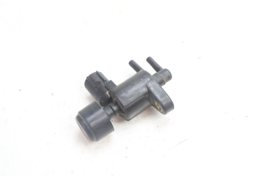 photo de LUFTDRUCKSENSOR HONDA VFR FI RC46 800 (1998 - 2001) - Detailansicht des Bauteils