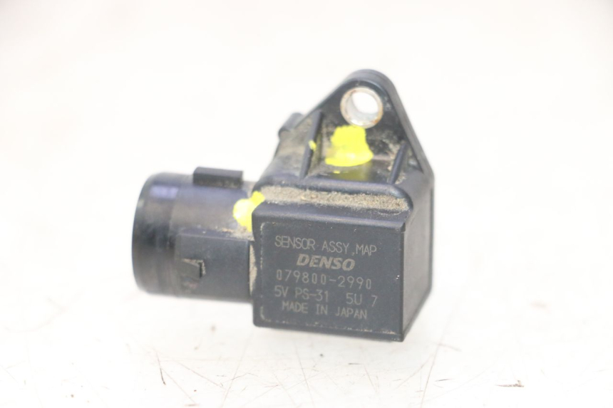 photo de LUFTDRUCKSENSOR HONDA VFR FI RC46 800 (1998 - 2001) - Zoom auf Gebrauchszustand