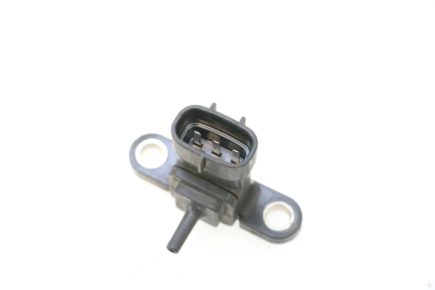 photo de LUFTDRUCKSENSOR YAMAHA X-MAX XMAX 125 (2010 - 2013) - Alternative Perspektive