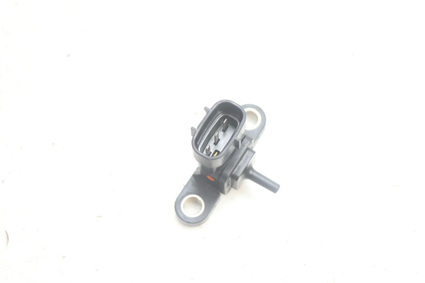 photo de LUFTDRUCKSENSOR YAMAHA XMAX X-MAX 125 (2006 - 2009) - Alternative Perspektive