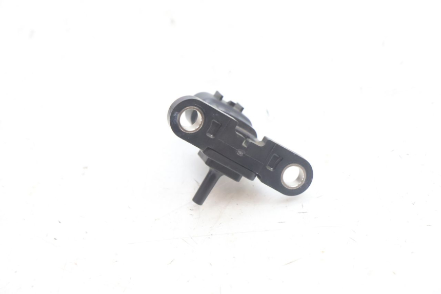 photo de LUFTDRUCKSENSOR YAMAHA X-MAX XMAX 125 (2010 - 2013) - Technische Nahaufnahme