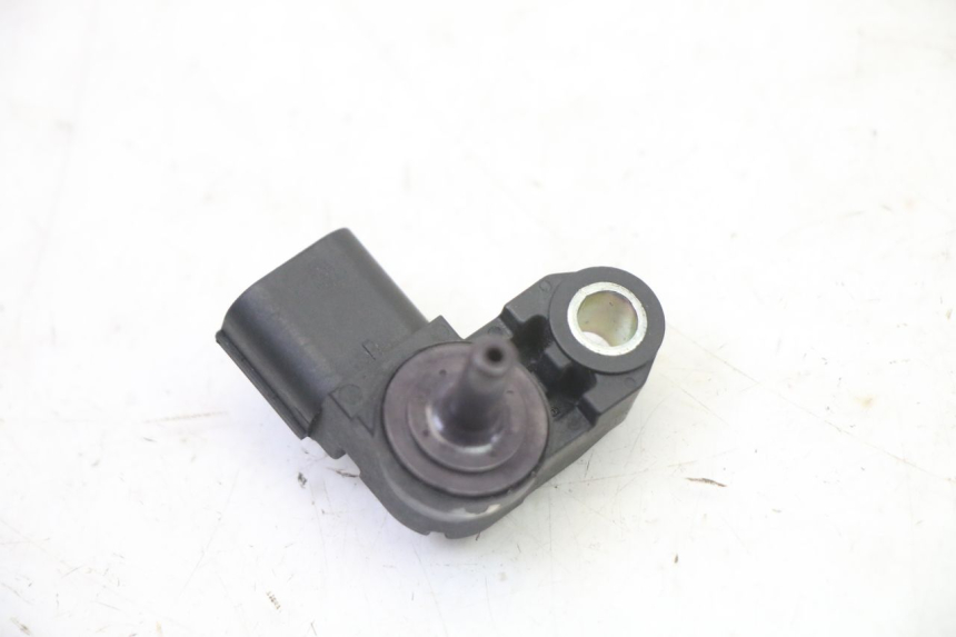 photo de LUFTDRUCKSENSOR YAMAHA XJ6 ABS 600 (2008 - 2016) - Zoom auf Gebrauchszustand