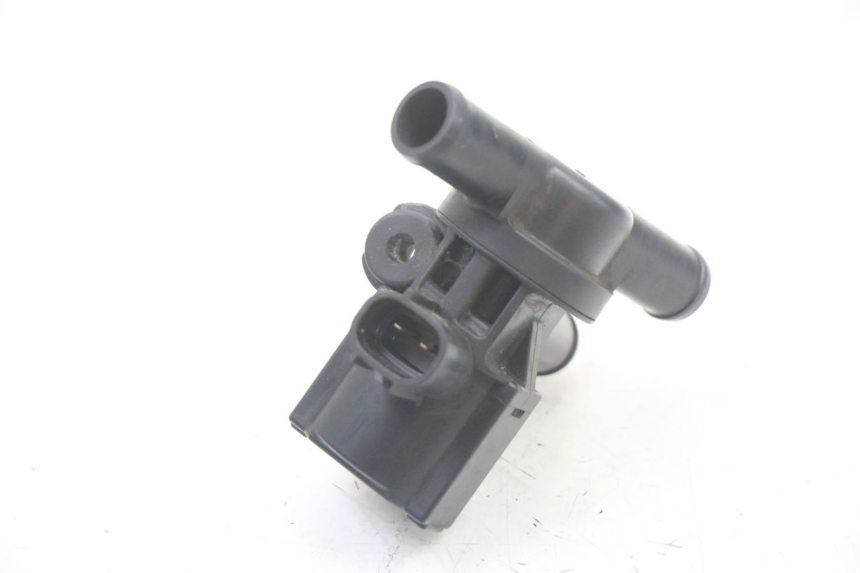 photo de LUFTDRUCKSENSOR YAMAHA XJ6 600 (2008 - 2016) - Detailansicht des Bauteils