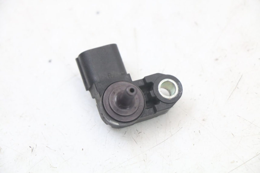 photo de LUFTDRUCKSENSOR YAMAHA XJ6 ABS 600 (2008 - 2016) - Zoom auf Gebrauchszustand