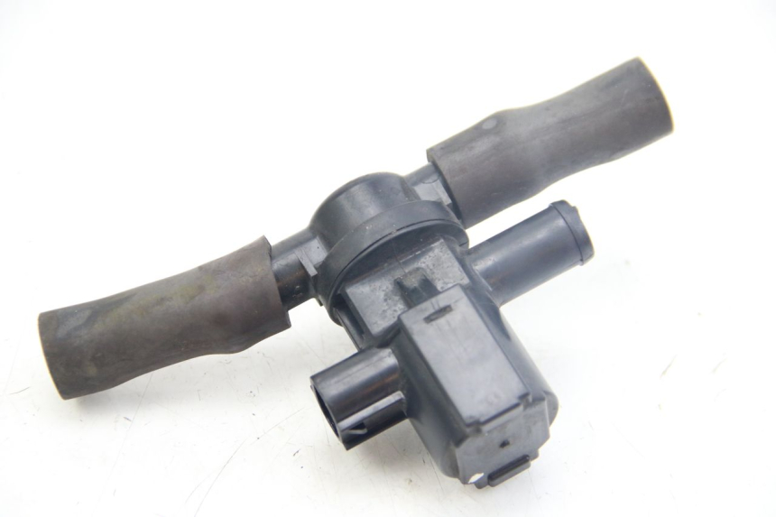 photo de LUFTDRUCKSENSOR KAWASAKI Z ABS 1000 (2014 - 2020) - Zoom auf Gebrauchszustand