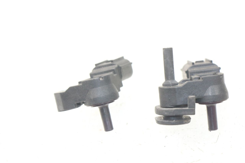 photo de LUFTDRUCKSENSOR KAWASAKI Z Z900 900 (2017 - 2019) - Zoom auf Gebrauchszustand