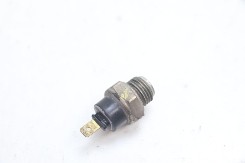 photo de ÖLDRUCKSENSOR HONDA CB F HORNET 600 (2005 - 2006) - Detailansicht des Bauteils