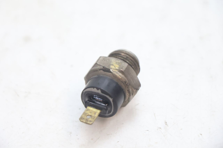 photo de ÖLDRUCKSENSOR HONDA CB F HORNET 600 (2005 - 2006) - Alternative Perspektive