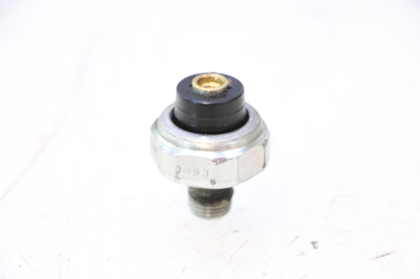 photo de ÖLDRUCKSENSOR KAWASAKI ER-6 ER6 N 650 (2005 - 2009) - Hauptansicht