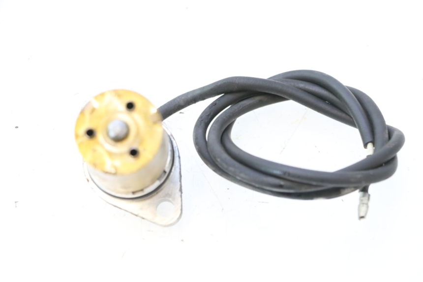 photo de ÖLDRUCKSENSOR YAMAHA FJR 1300 (2001 - 2005) - Hauptansicht