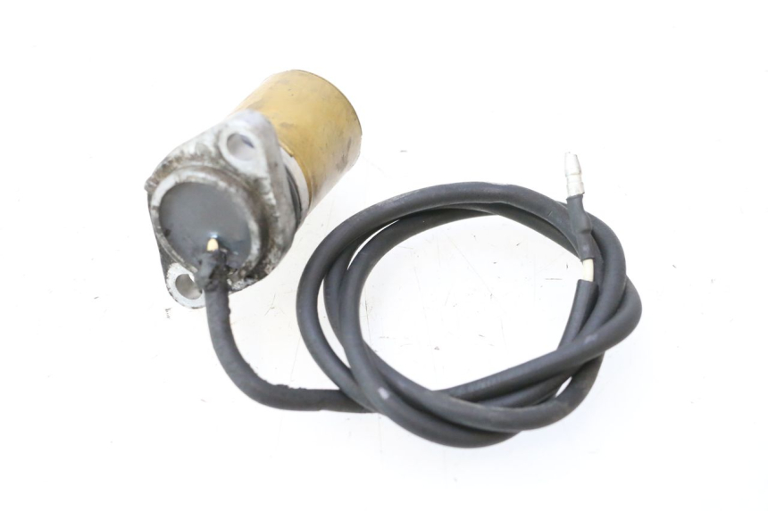 photo de ÖLDRUCKSENSOR YAMAHA FJR 1300 (2001 - 2005) - Detailansicht des Bauteils