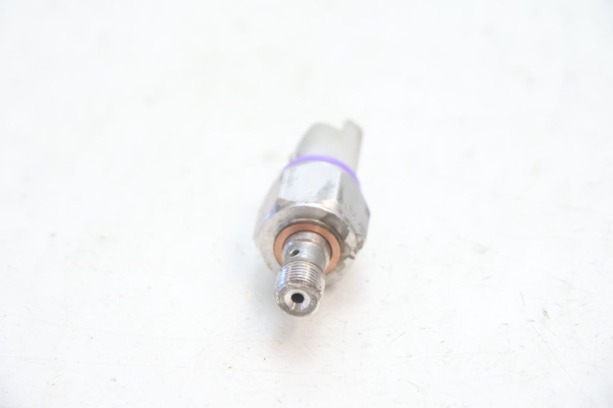 photo de BREMS Ã–LDRUCKSENSOR PIAGGIO MP3 LT 300 (2010 - 2016) - Alternative Perspektive