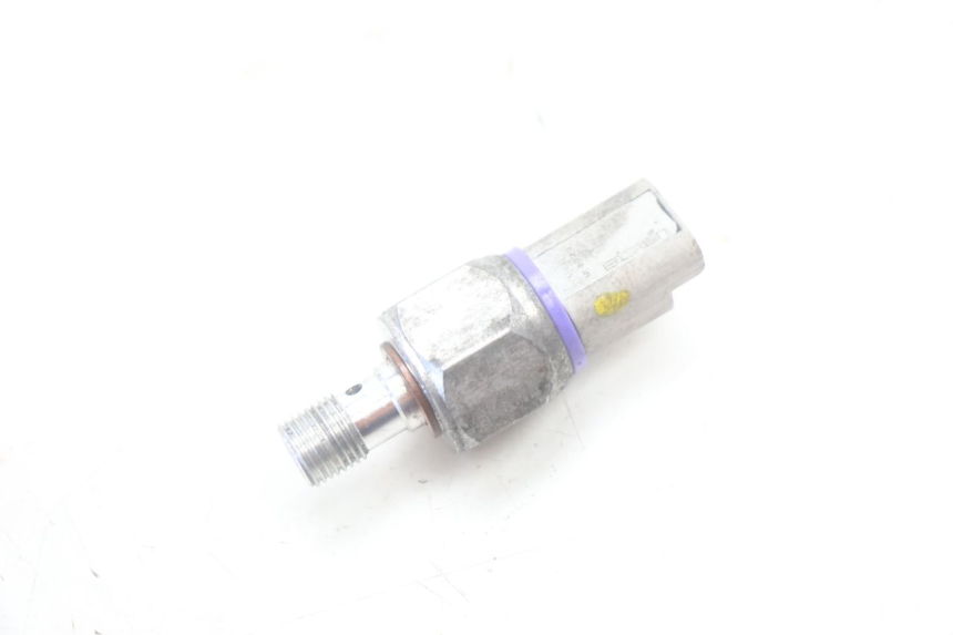 photo de BREMS Ã–LDRUCKSENSOR PIAGGIO MP3 500 (2016 - 2018) - Detailansicht des Bauteils