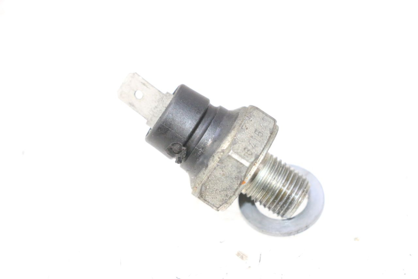 photo de ÖLDRUCKSENSOR GILERA GP 800 (2007 - 2013) - Zoom auf Gebrauchszustand